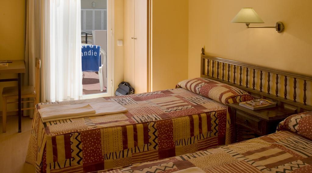 Hotel Central Normandie Sitges Pokój zdjęcie